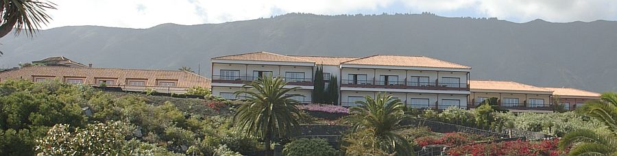 hotel parador brenja baja la palma